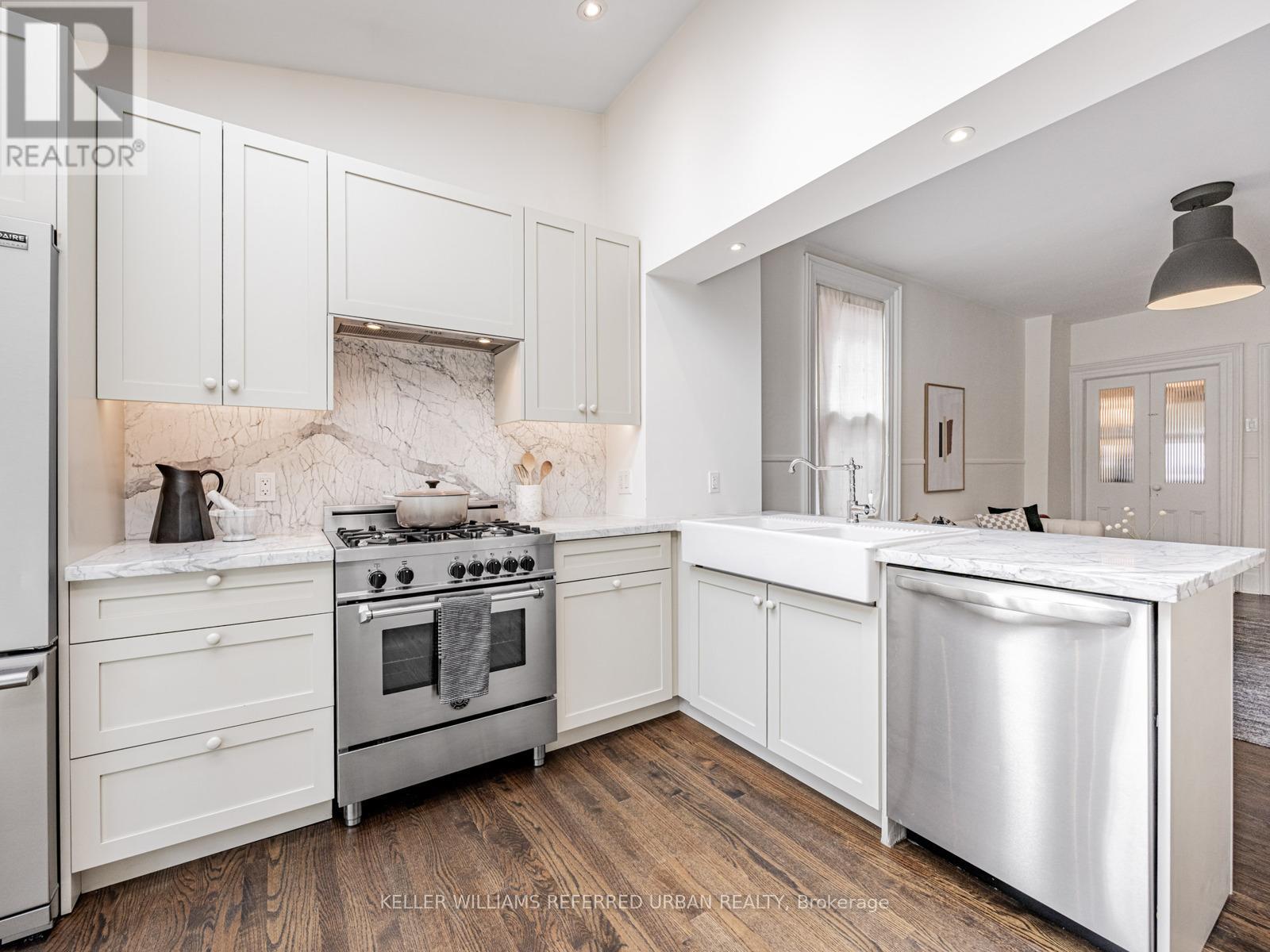 21 Northcote Avenue, Toronto, Ontario  M6J 3K2 - Photo 15 - C12196402