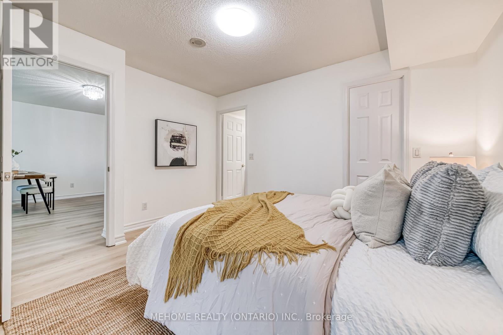 702 - 19 Grand Trunk Crescent, Toronto (Waterfront Communities), Ontario  M5J 3A3 - Photo 12 - C12196514