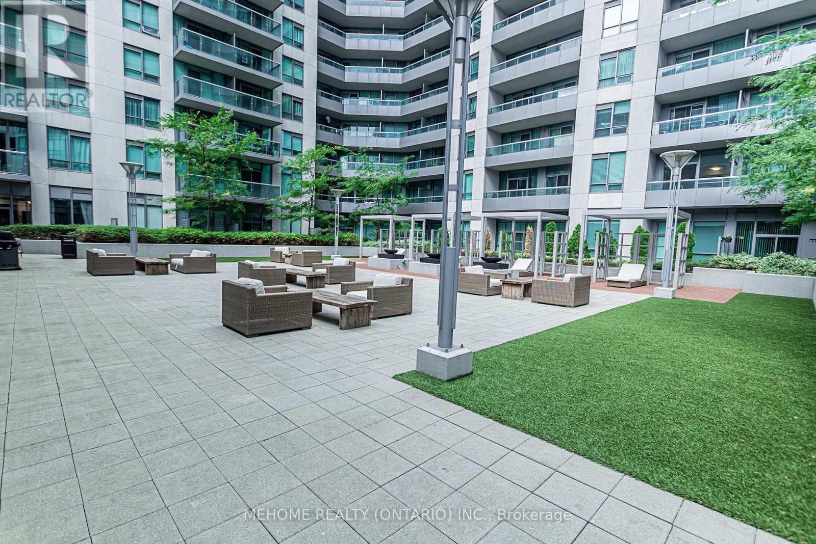 702 - 19 Grand Trunk Crescent, Toronto (Waterfront Communities), Ontario  M5J 3A3 - Photo 24 - C12196514