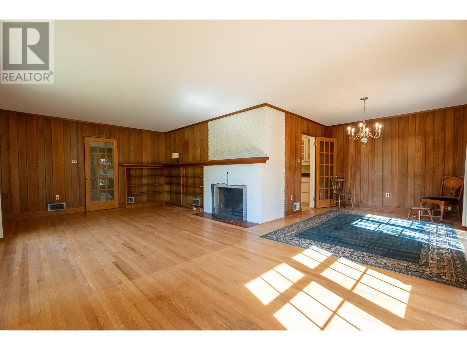 1585 Taylor Drive, Prince George, British Columbia  V2L 1A3 - Photo 4 - R3011440