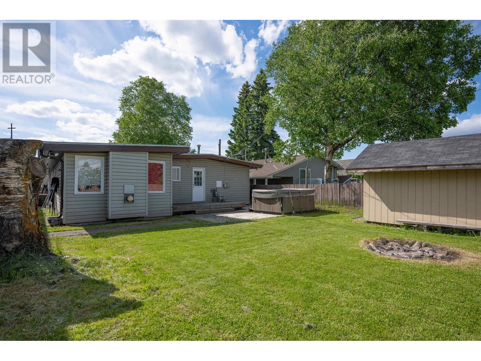 456 Gillett Street, Prince George, British Columbia  V2M 2T5 - Photo 8 - R3011445