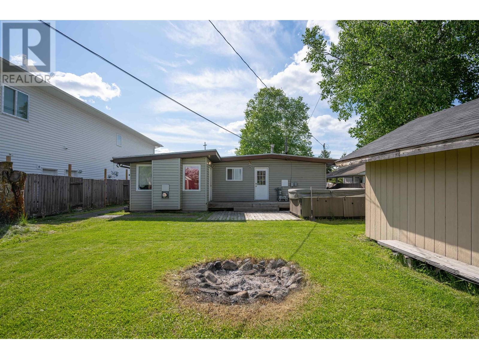 456 Gillett Street, Prince George, British Columbia  V2M 2T5 - Photo 9 - R3011445