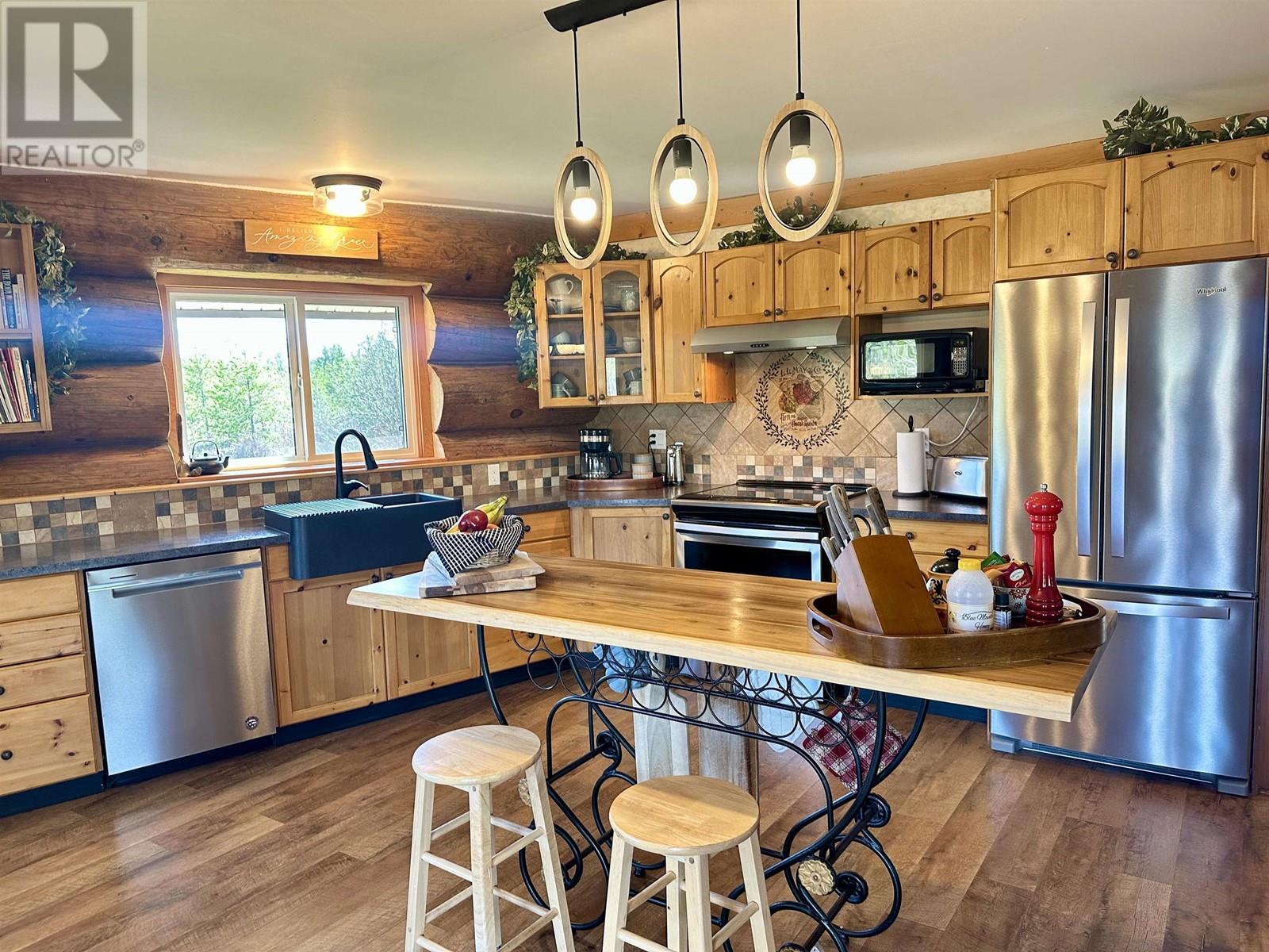 24959 Sturgeon Point Road, Vanderhoof, British Columbia  V0J 3A2 - Photo 19 - R2998531