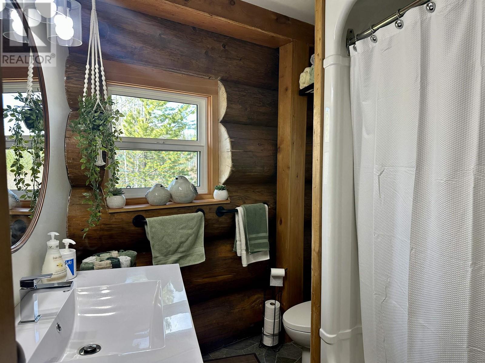 24959 Sturgeon Point Road, Vanderhoof, British Columbia  V0J 3A2 - Photo 27 - R2998531