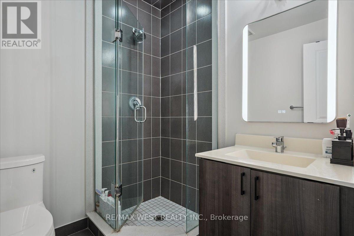 101 - 1215 Bayly Street, Pickering, Ontario  L1W 1L7 - Photo 4 - E12196395