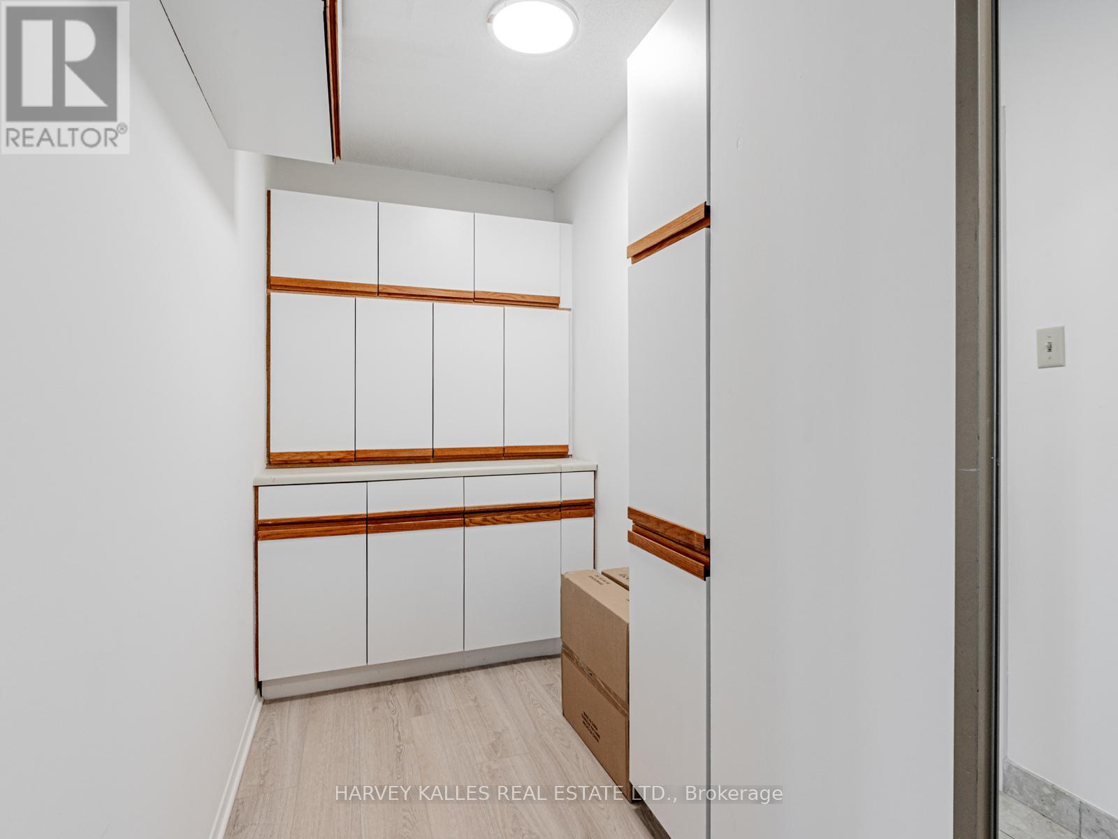 2004 - 55 Skymark Drive, Toronto, Ontario  M2H 3N4 - Photo 28 - C12140934