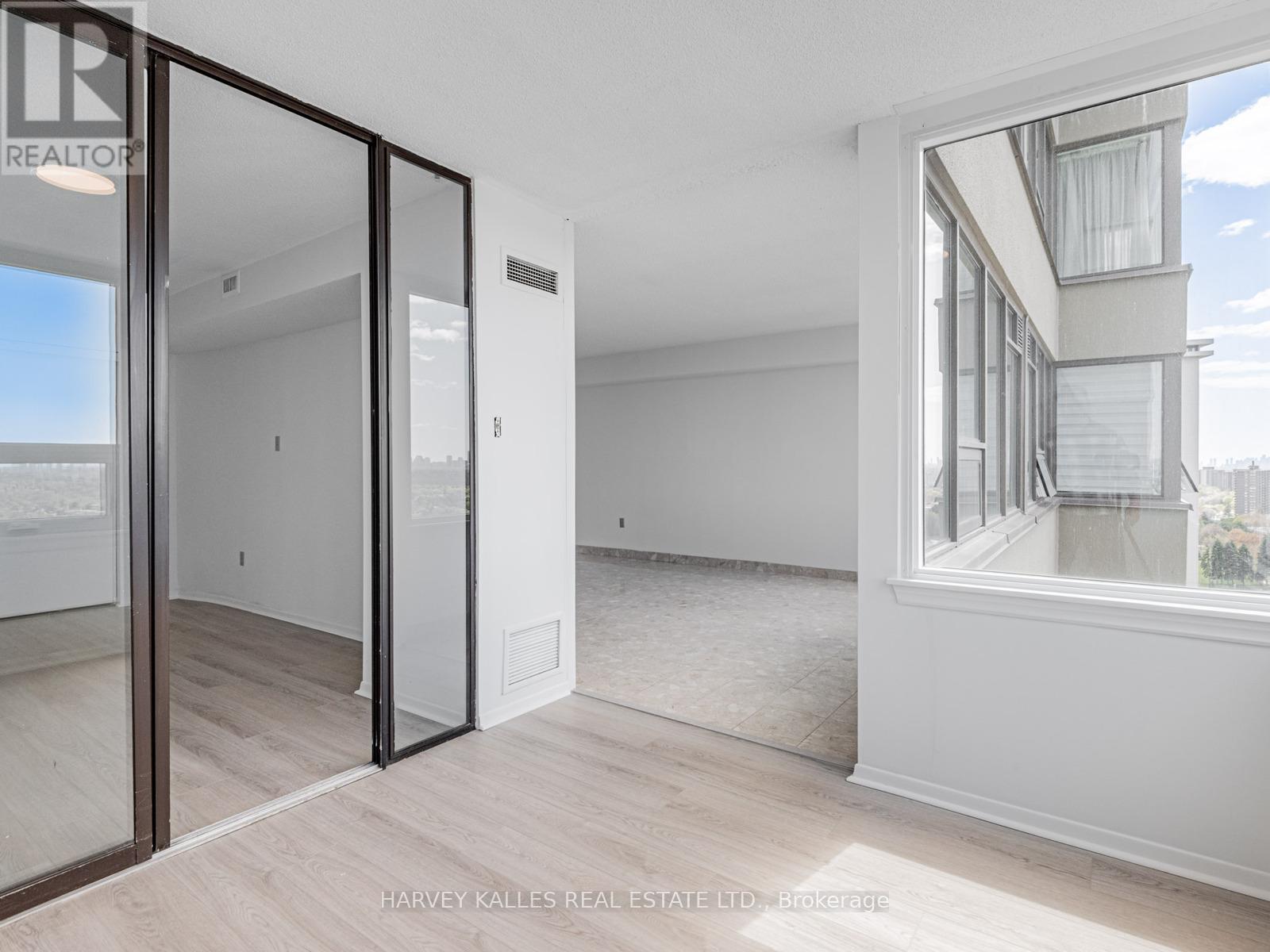 2004 - 55 Skymark Drive, Toronto, Ontario  M2H 3N4 - Photo 17 - C12140934
