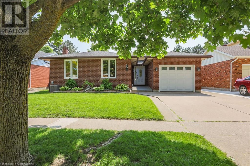 37 THE MEADOWS, St. Catharines, Ontario