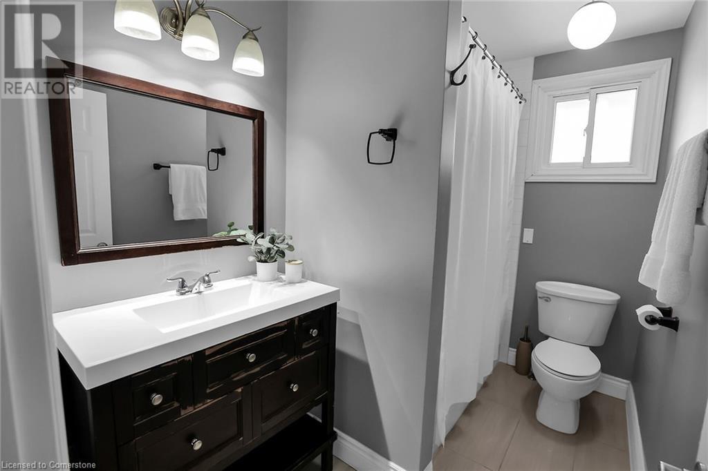 37 The Meadows, St. Catharines, Ontario  L2N 7K8 - Photo 19 - 40737571