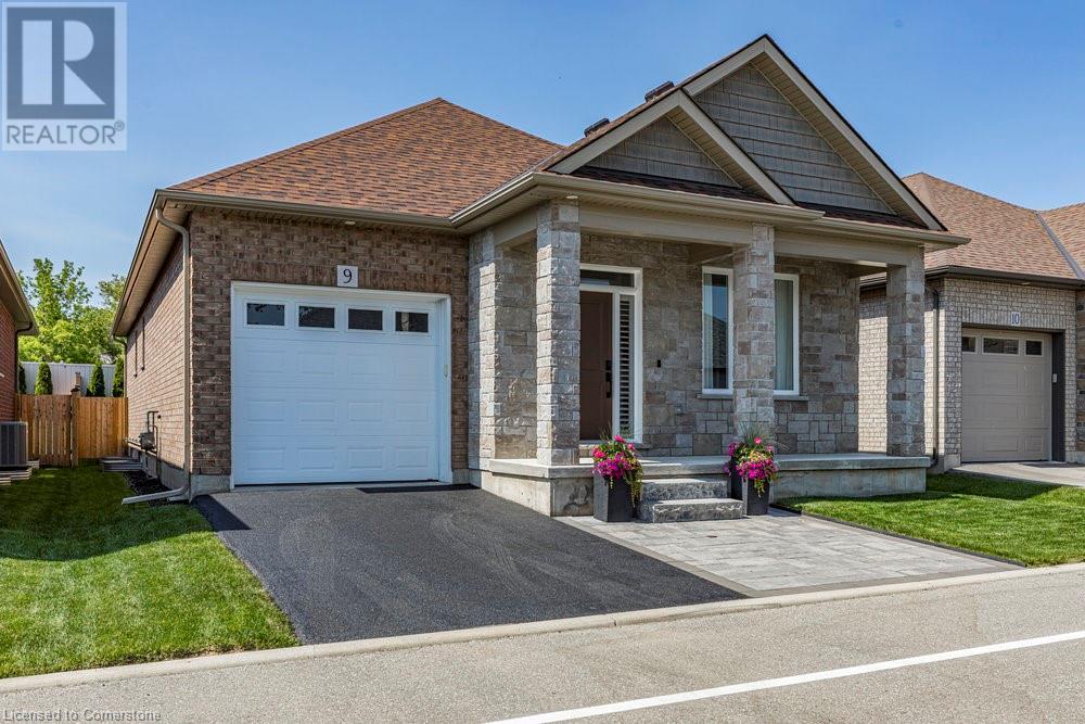 <h3>$839,000</h3><p>6 Beckett Drive Unit# 9, Brantford, Ontario</p>