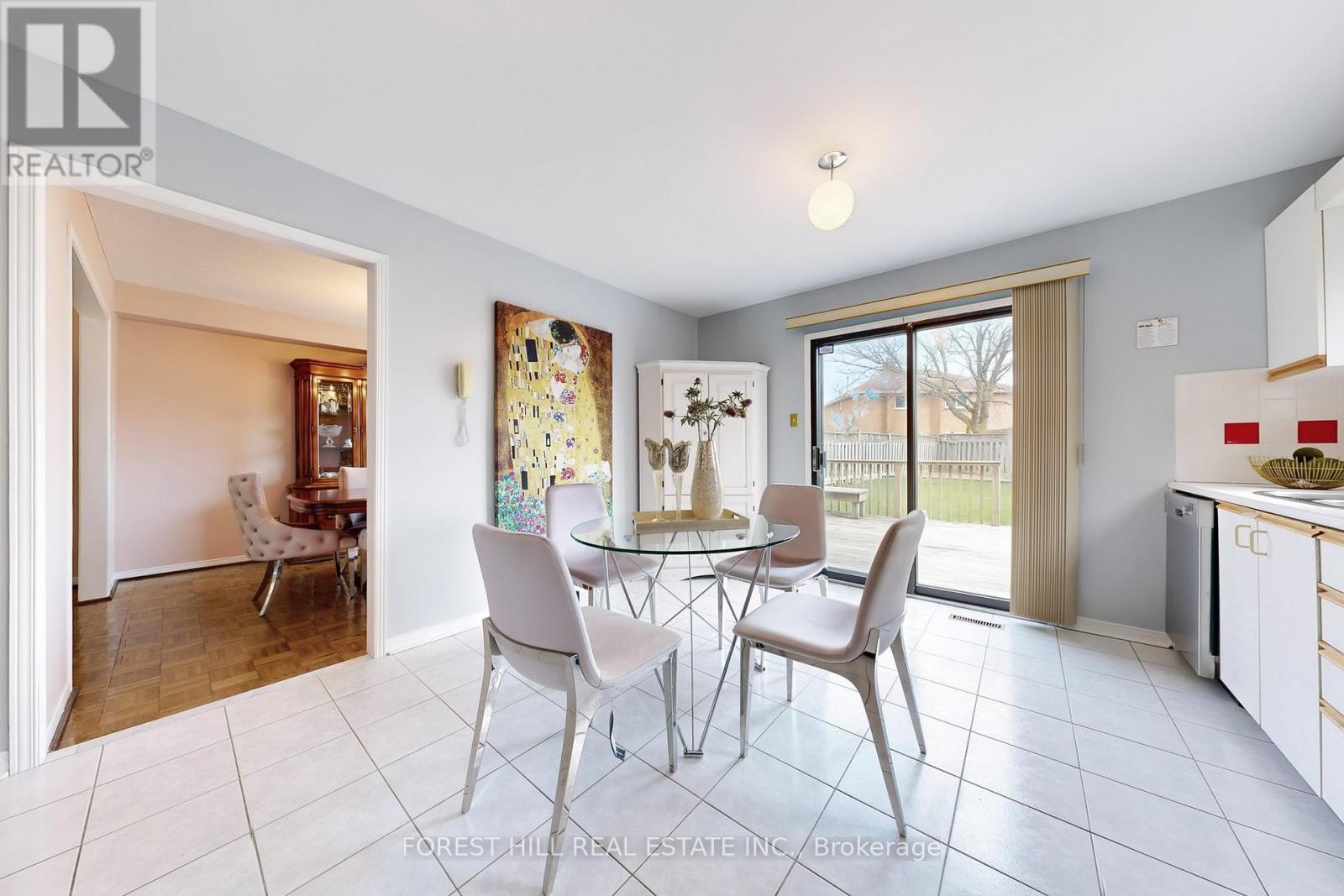 29 Arisaig Drive, Vaughan, Ontario  L6A 1V6 - Photo 12 - N12196385