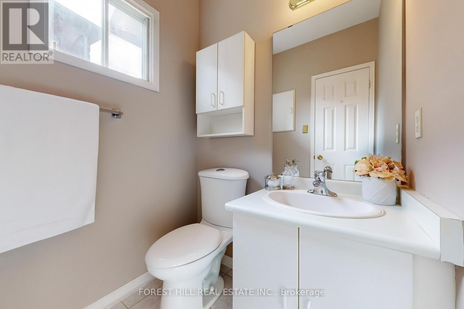 29 Arisaig Drive, Vaughan, Ontario  L6A 1V6 - Photo 15 - N12196385