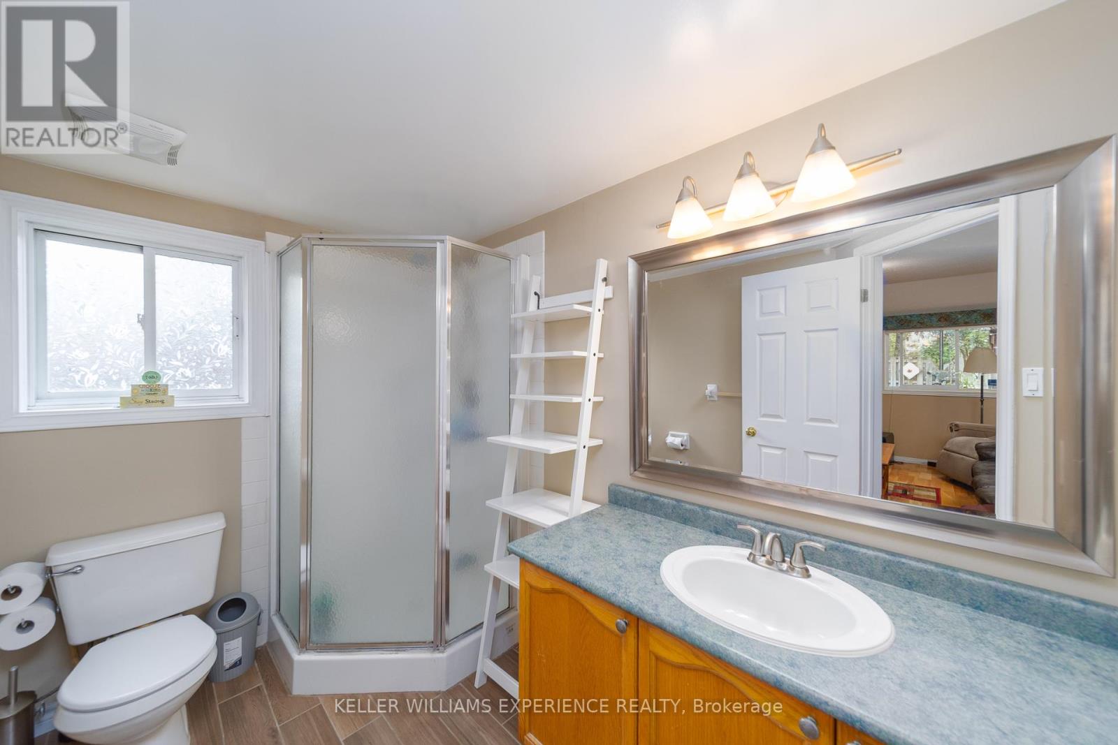 137 Queen Street, New Tecumseth, Ontario  L9R 1K4 - Photo 13 - N12196489