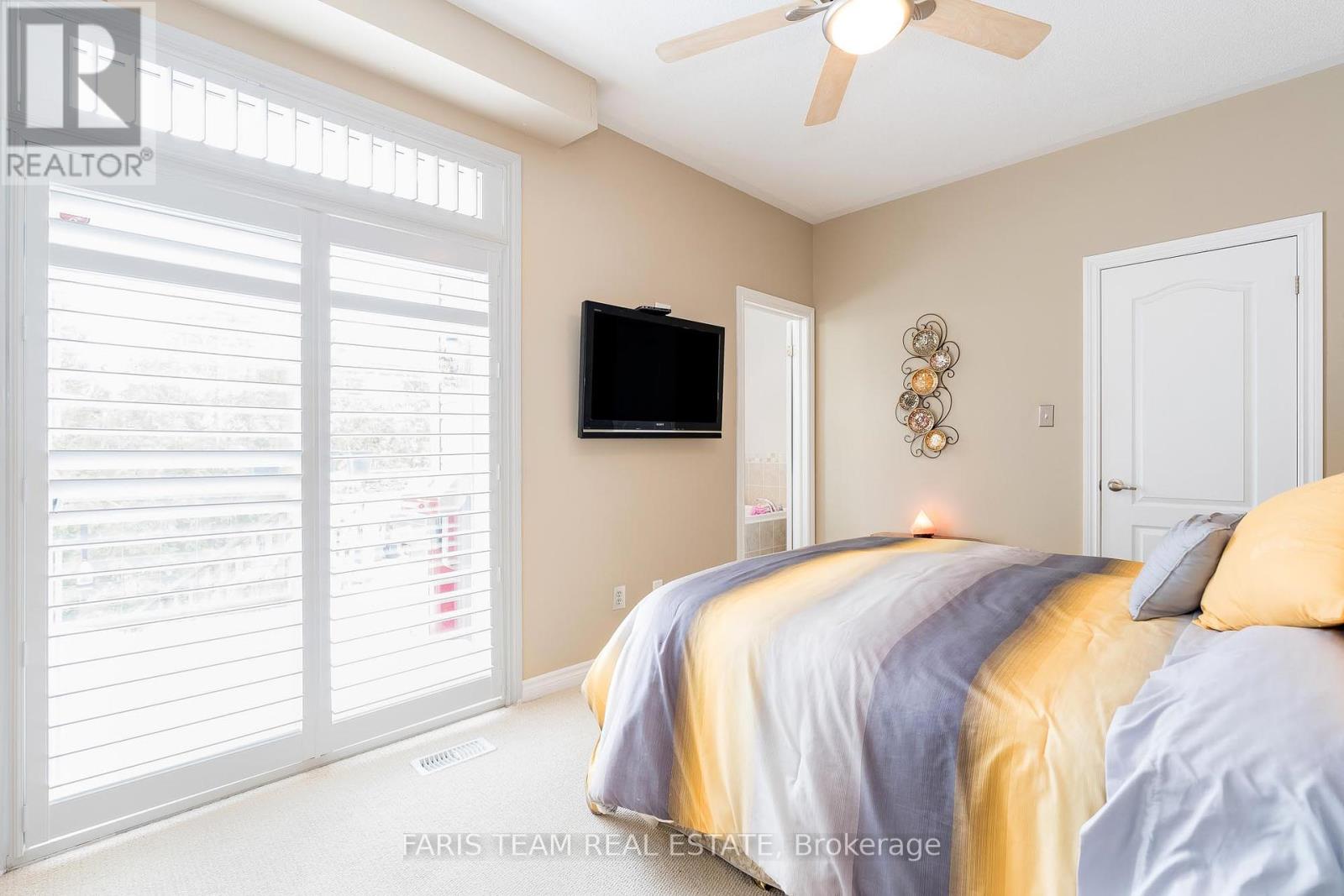 17 Waterview Road, Wasaga Beach, Ontario  L9Z 0E9 - Photo 9 - S12196311
