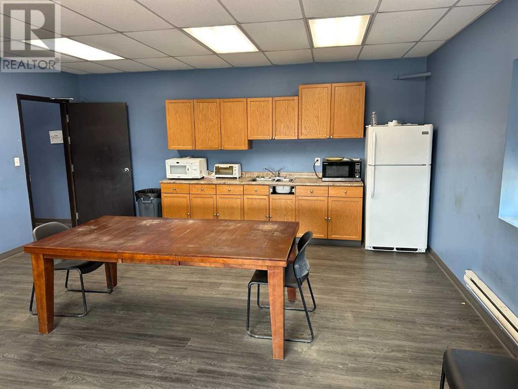 8002 105 Street, Clairmont, Alberta  T0H 0W0 - Photo 12 - A2224986