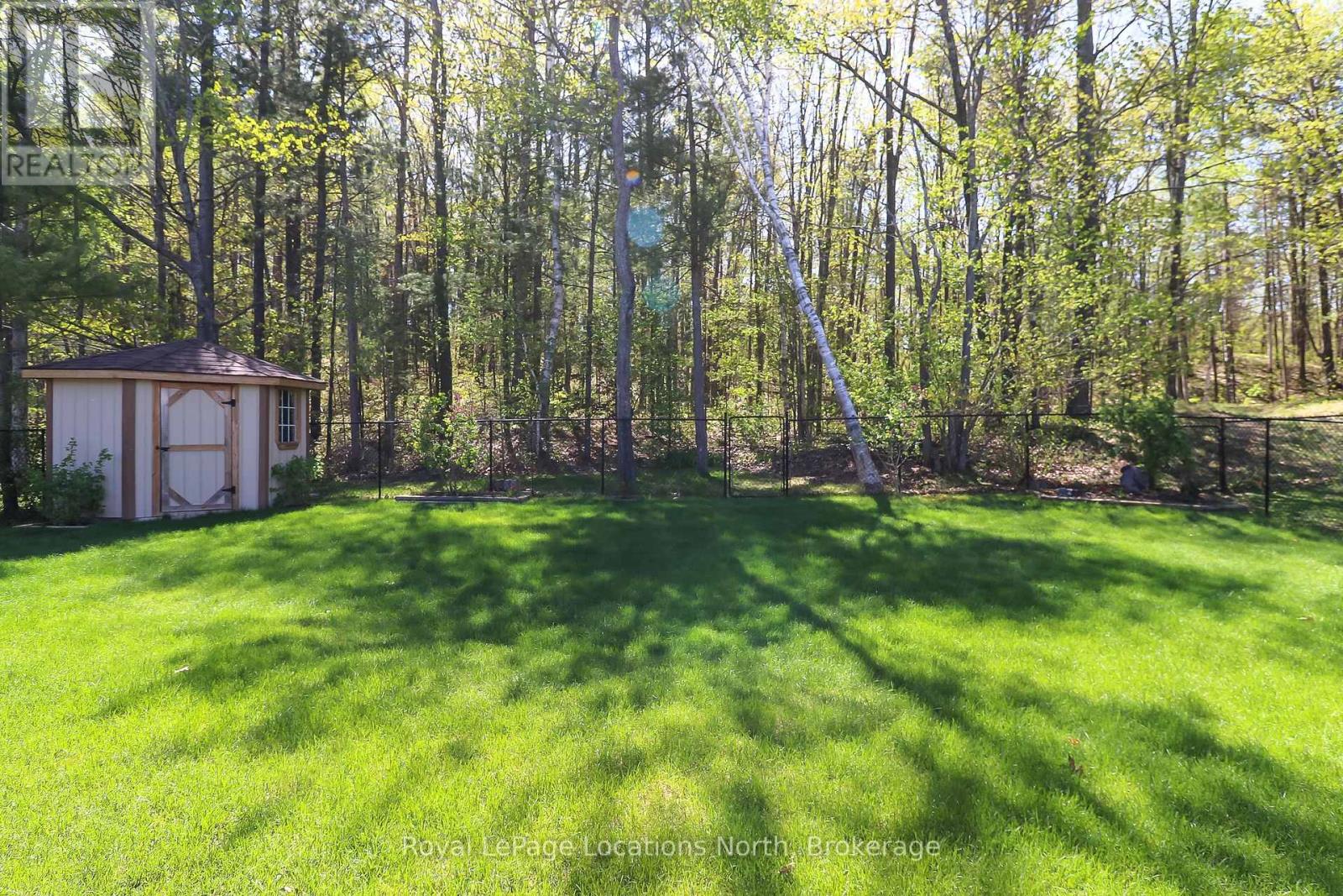 60 Leo Boulevard, Wasaga Beach, Ontario  L9Z 1C6 - Photo 6 - S12161262