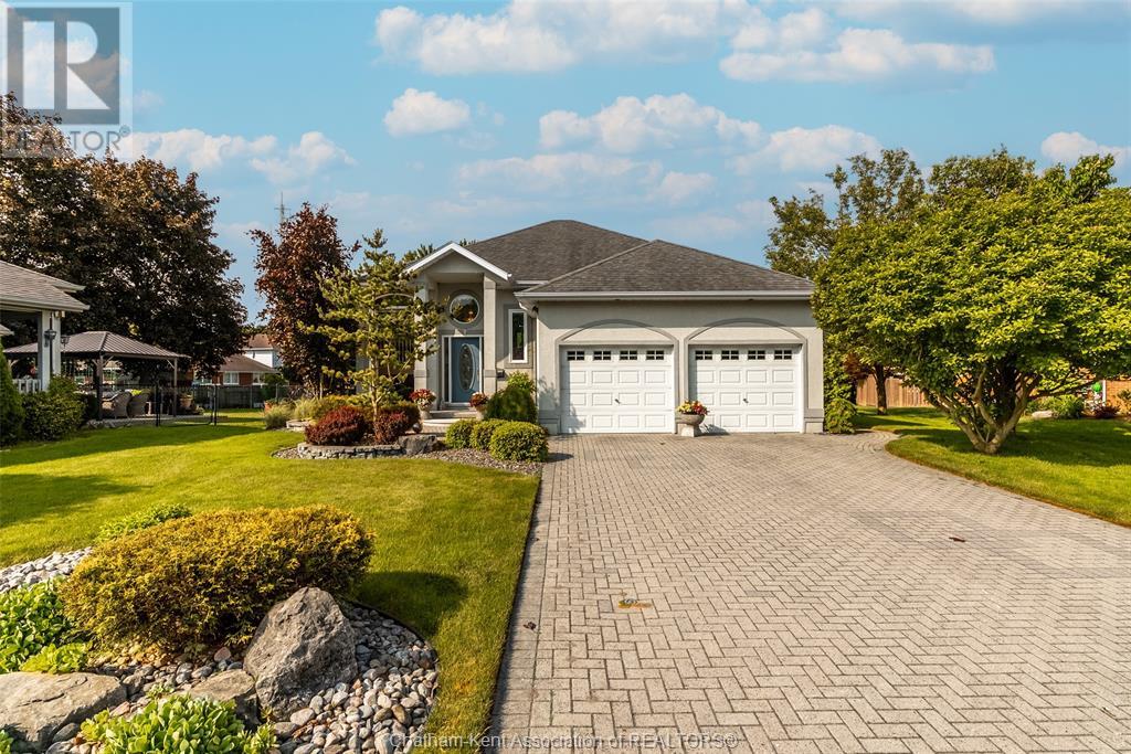 7 Westminister COURT, Chatham, Ontario