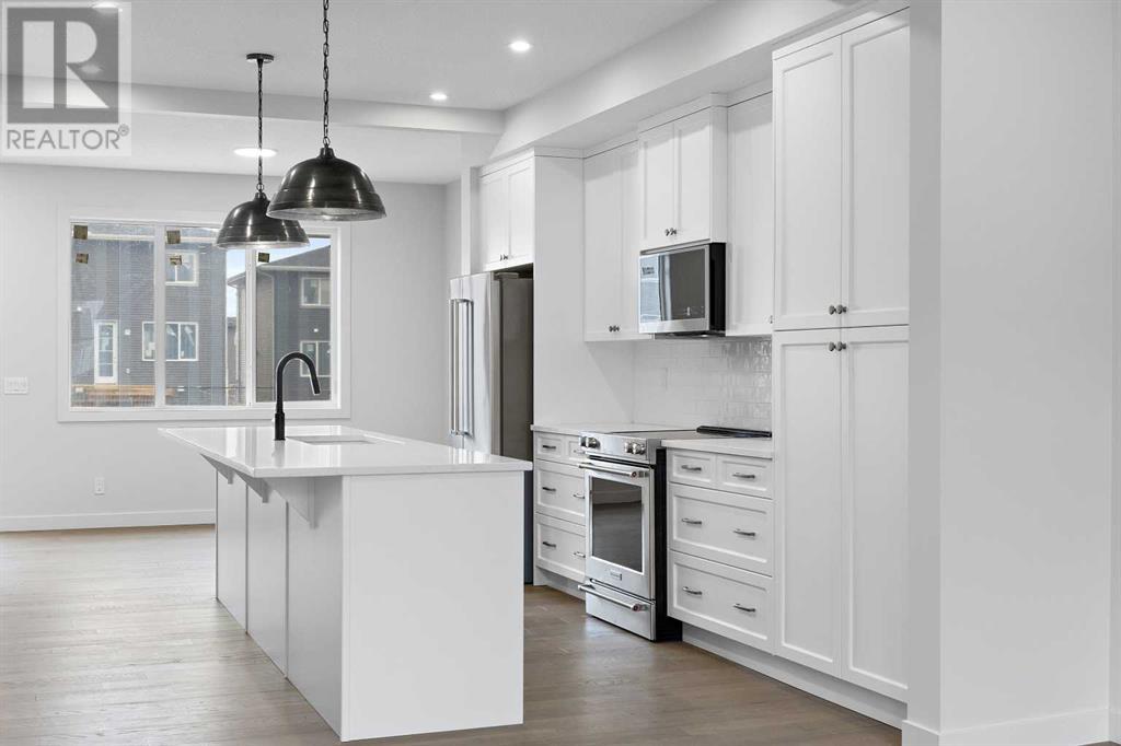 Property at 632 Sora Boulevard image 1
