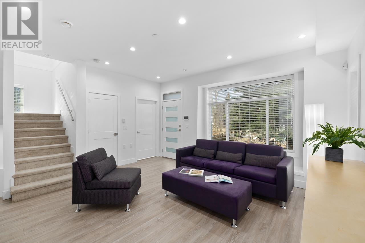 Property at 3133 GLEN DRIVE image 1