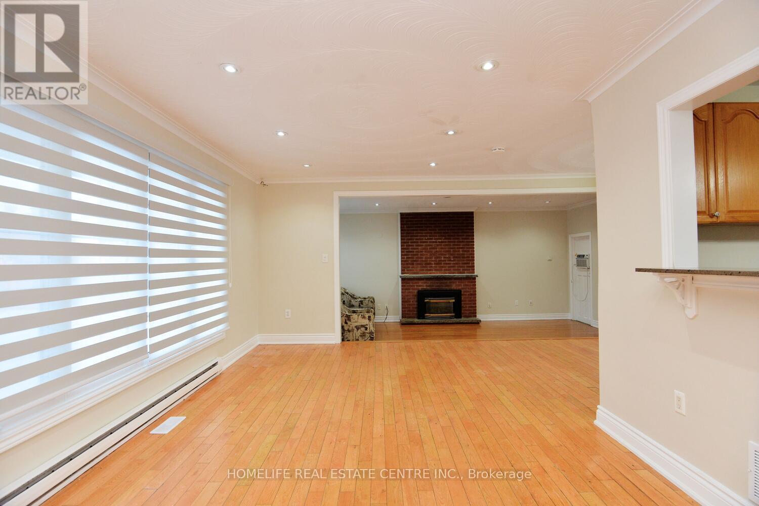 1741 Countryside Drive, Brampton, Ontario  L6R 0B7 - Photo 6 - W12196348