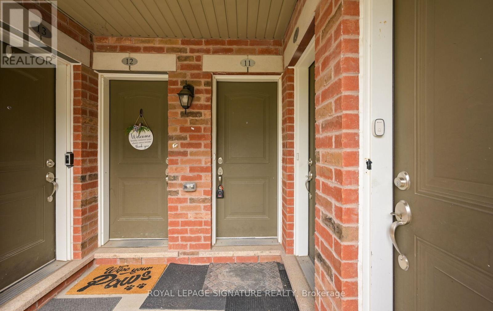 Property at 11 - 2508 POST ROAD image 3