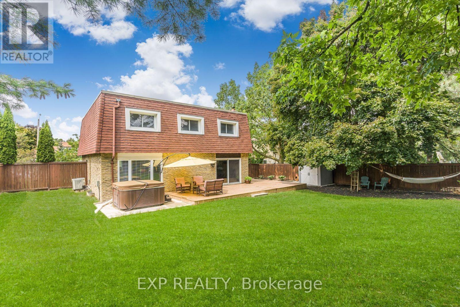 37 Kenninghall Boulevard, Mississauga, Ontario  L5N 1J5 - Photo 36 - W12196366