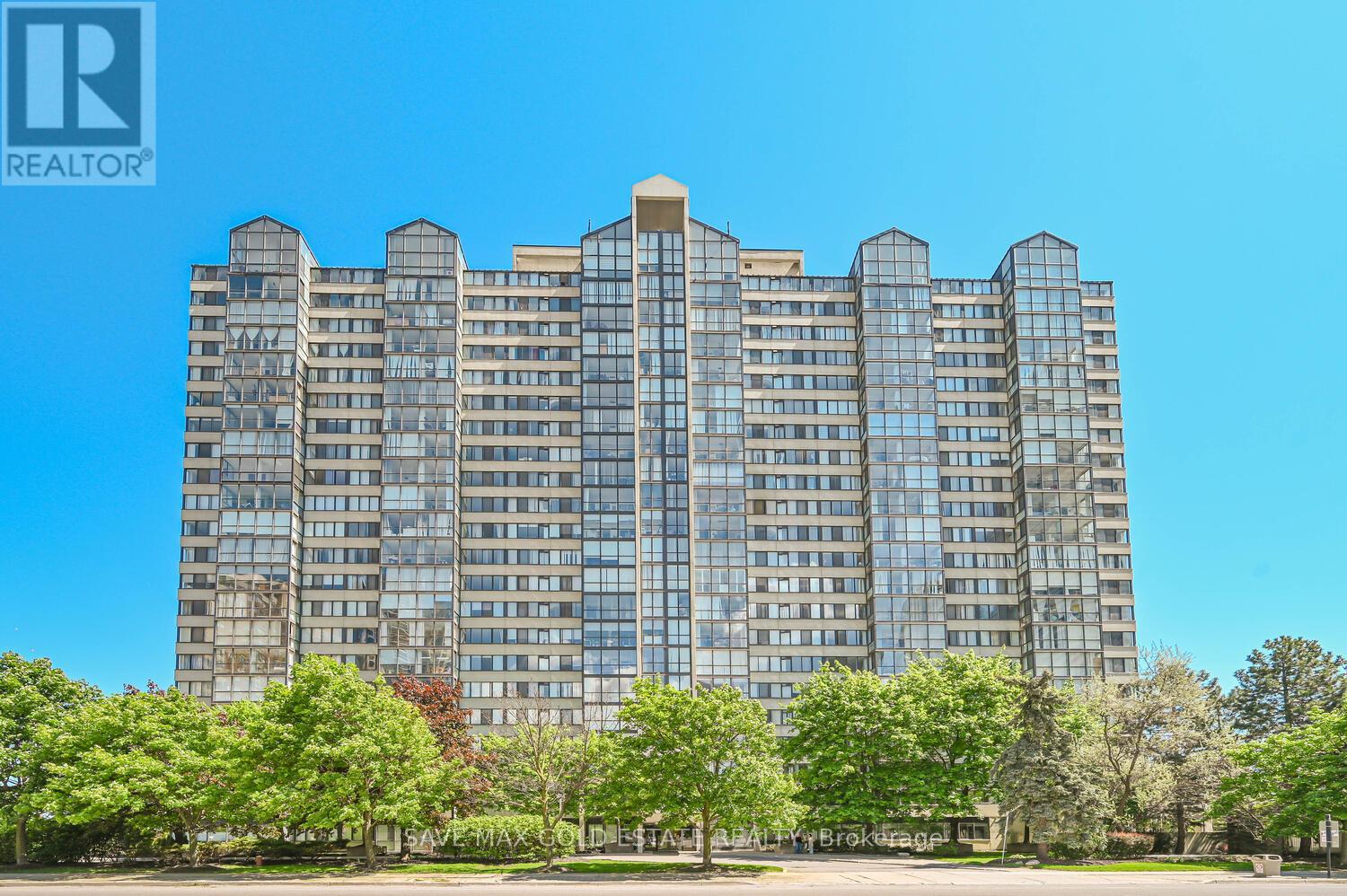209 - 350 Webb Drive, Mississauga, Ontario  L5B 3W4 - Photo 1 - W12196427