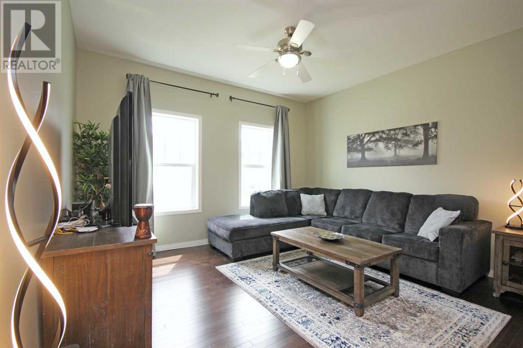 154 Marquis Common Se, Calgary, Alberta  T3M 1N7 - Photo 3 - A2210841