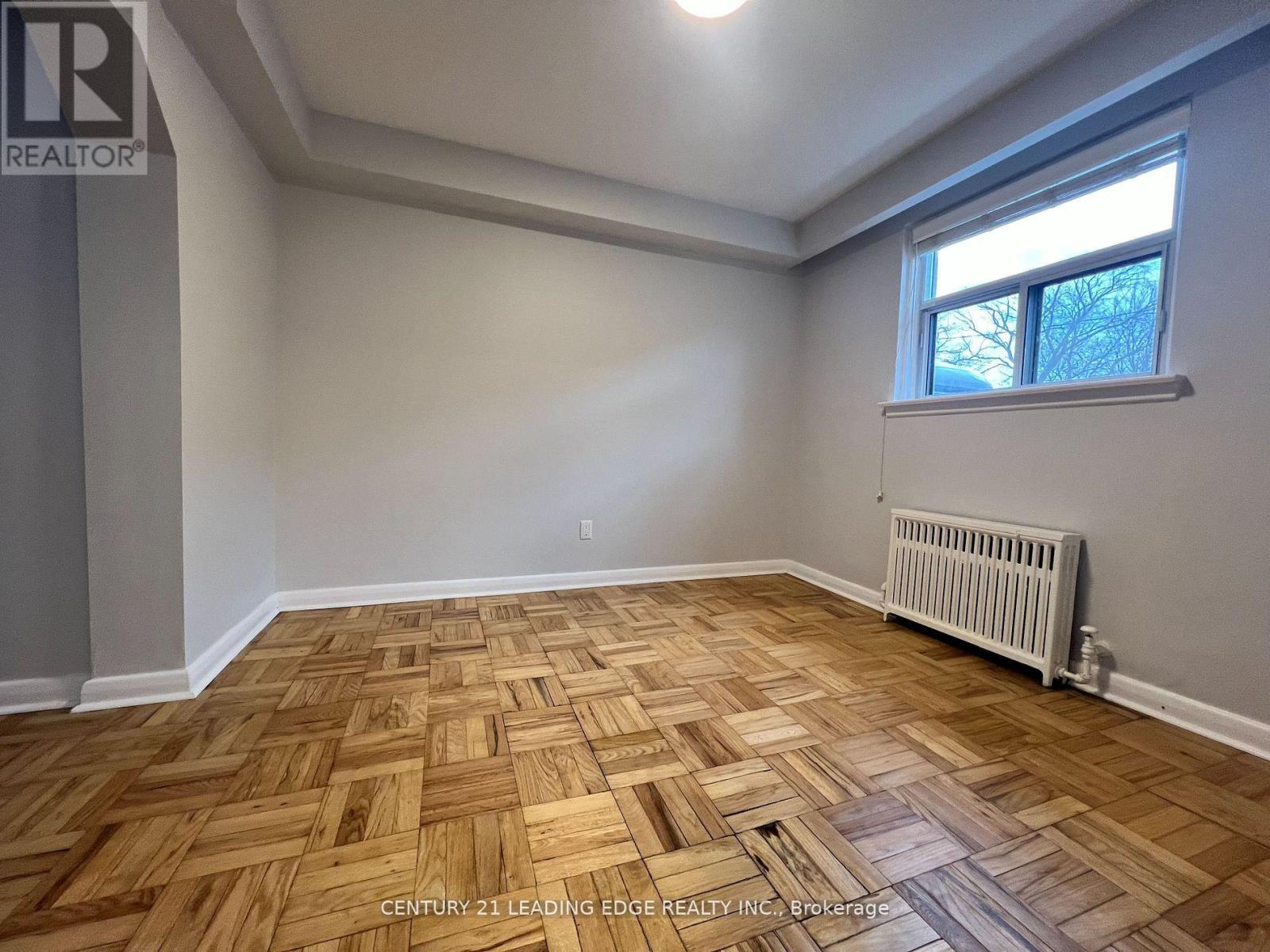 2 - 2719 Lake Shore Boulevard W, Toronto, Ontario  M8V 1G9 - Photo 7 - W12196507
