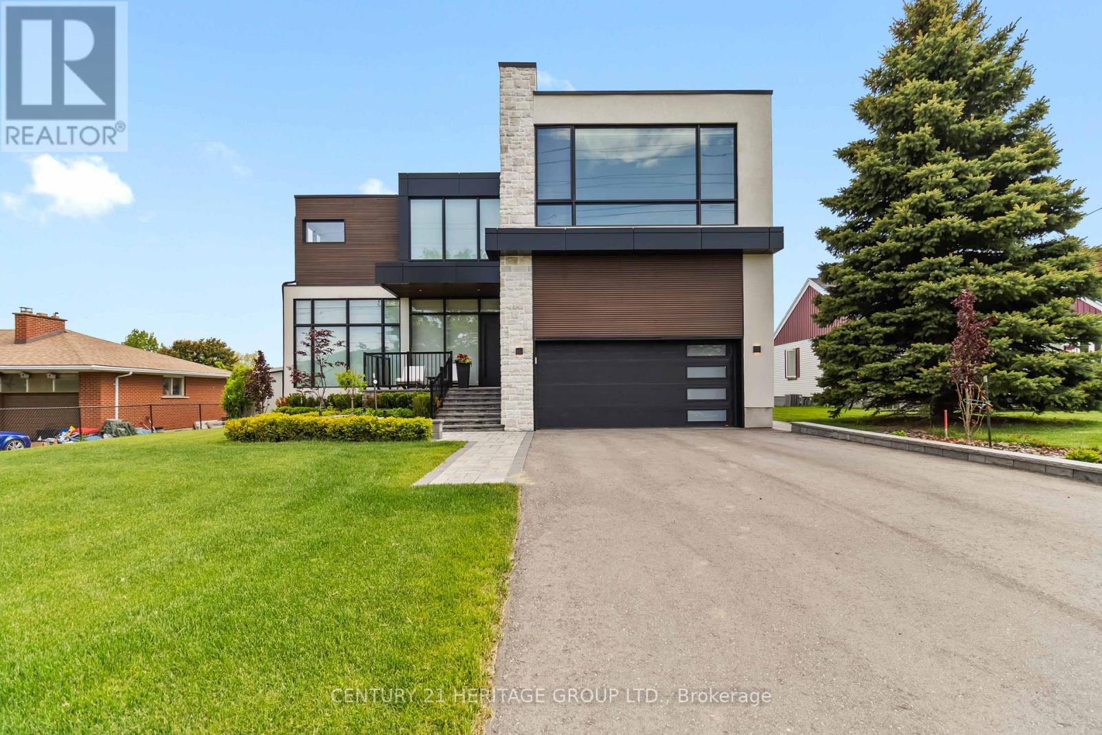 29 Peru Road, Milton, Ontario  L9T 2V5 - Photo 1 - W12196528