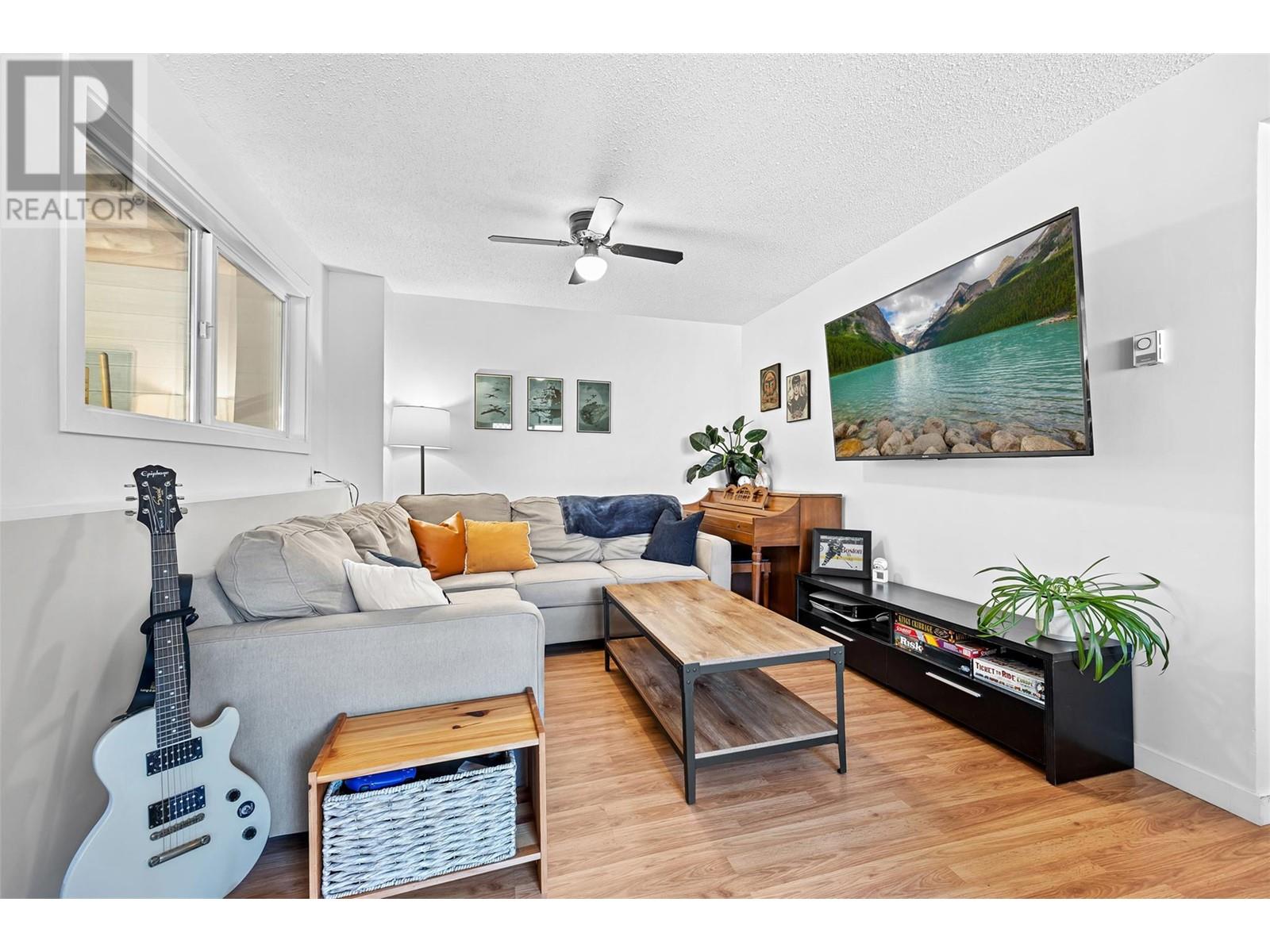 Property at 2942 McCann Court image 4