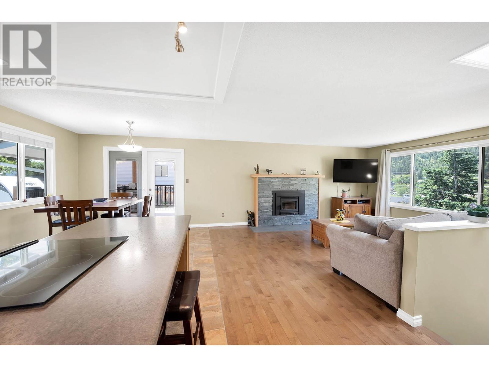 Property at 1206 HIGHRIDGE Drive image 5