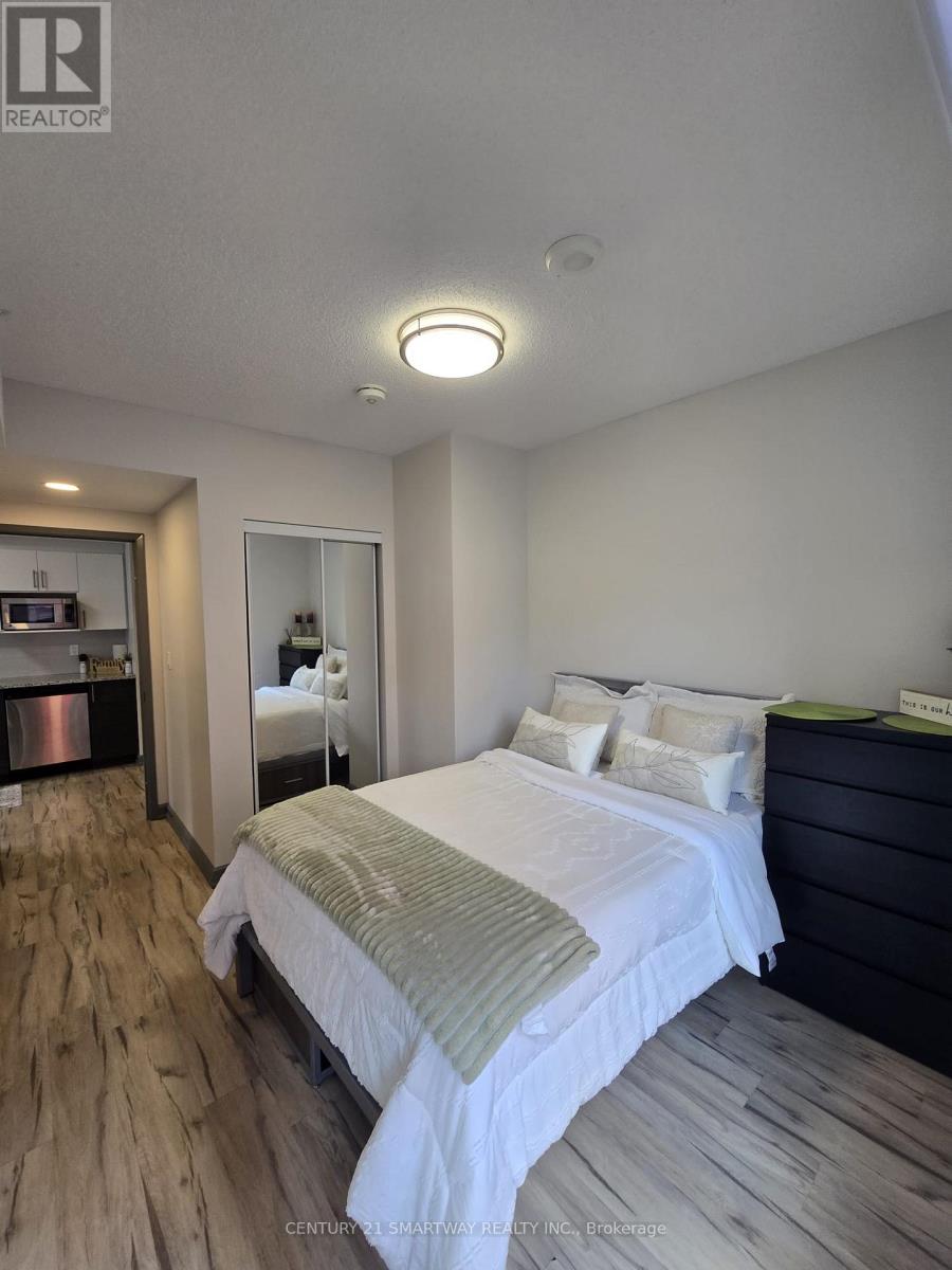 173 - 258a Sunview Street N, Waterloo, Ontario  N2L 0H6 - Photo 11 - X12196287