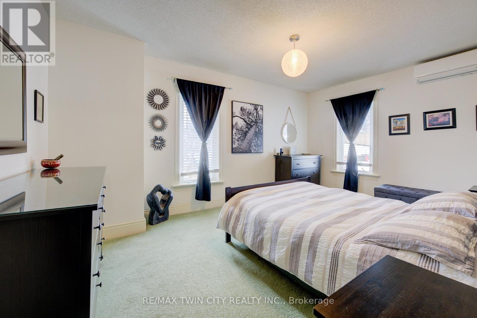 164 Queen Street E, Cambridge, Ontario  N3C 2B2 - Photo 20 - X12196448