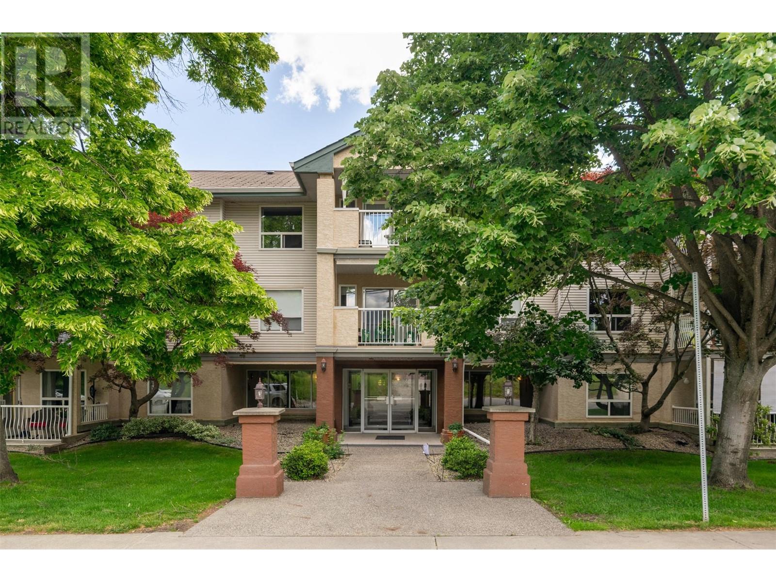 250 5 Street SE Unit# 106, Salmon Arm, British Columbia