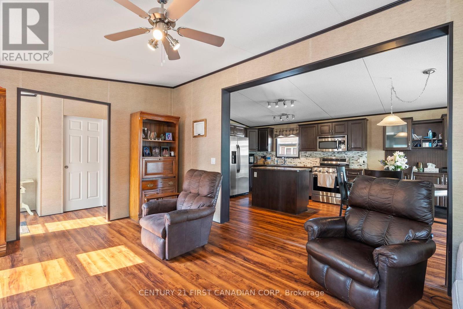 36501 Dashwood Road, South Huron, Ontario  N0M 1M0 - Photo 8 - X12196590