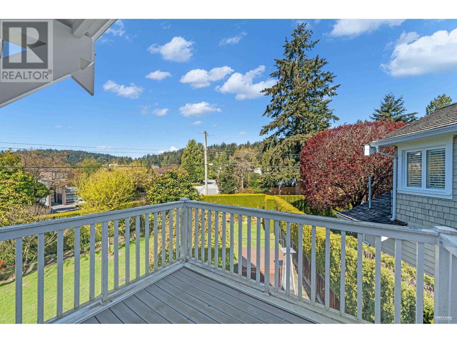 4379 Ross Crescent, West Vancouver, British Columbia  V7W 1B3 - Photo 34 - R2993052