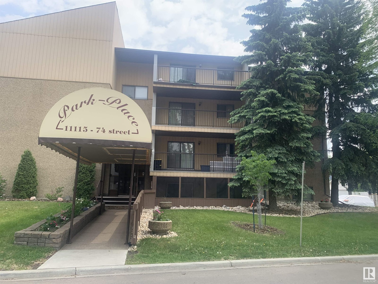 Property at #406 11115 74 ST NW image 1