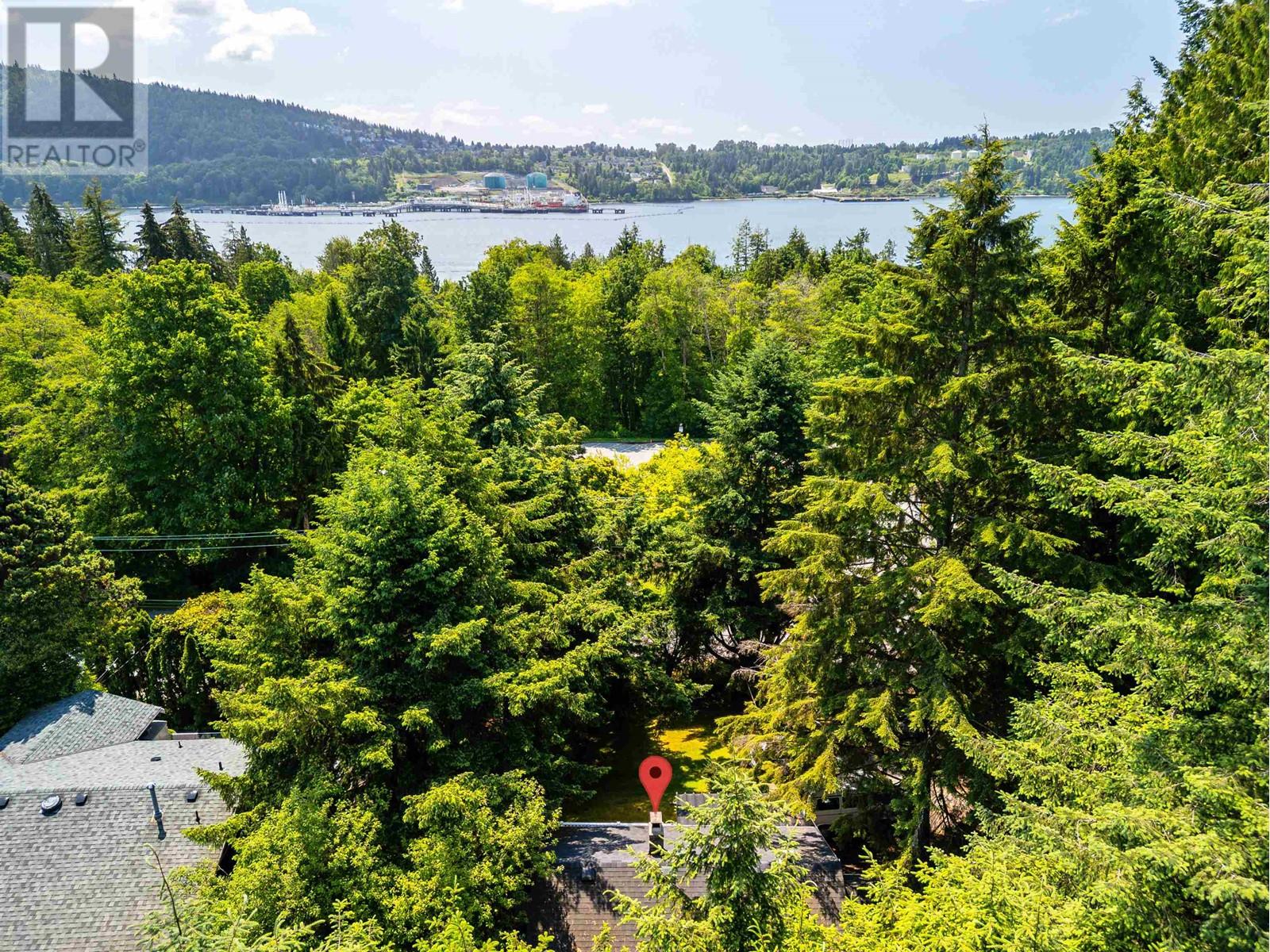 4150 Dollarton Highway, North Vancouver, British Columbia  V7G 1A2 - Photo 6 - R3010824