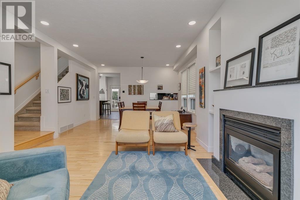 Property at 2023 21 Avenue SW image 5
