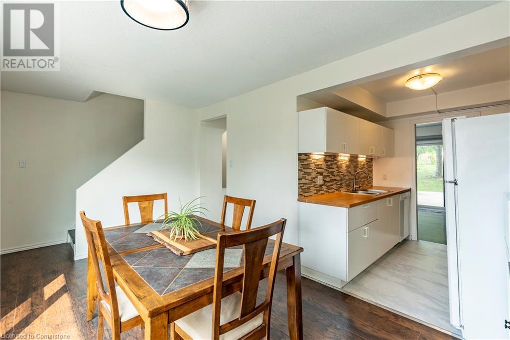 411 Keats Way Unit# 4, Waterloo, Ontario N2L 5S7 - Photo 20 - 40737607