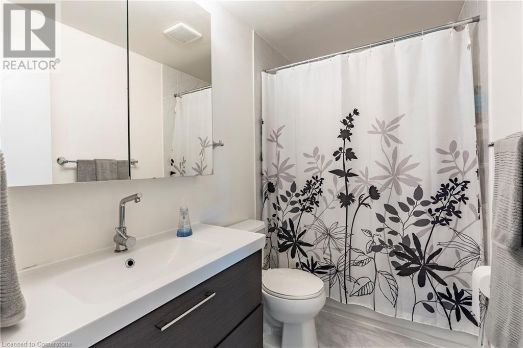 411 Keats Way Unit# 4, Waterloo, Ontario N2L 5S7 - Photo 26 - 40737607