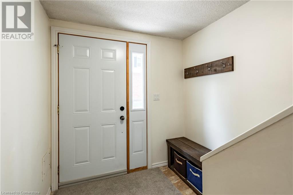 411 Keats Way Unit# 4, Waterloo, Ontario N2L 5S7 - Photo 4 - 40737607