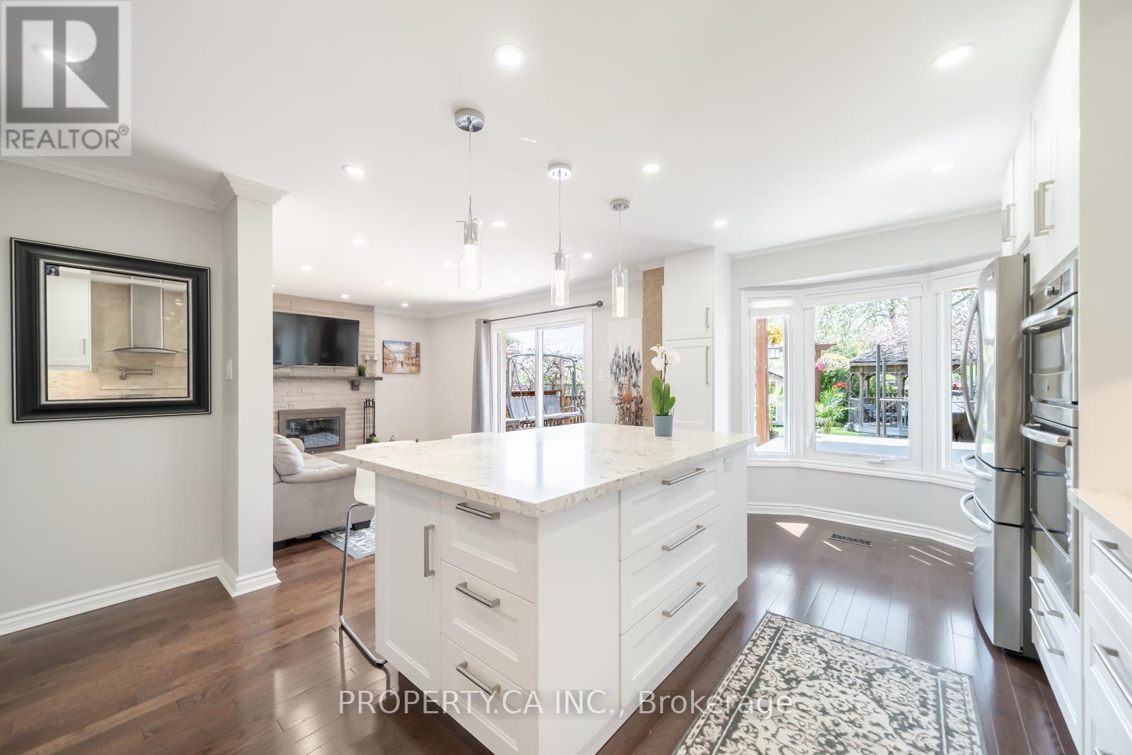 738 Aspen Road, Pickering, Ontario  L1V 4H2 - Photo 9 - E12195728