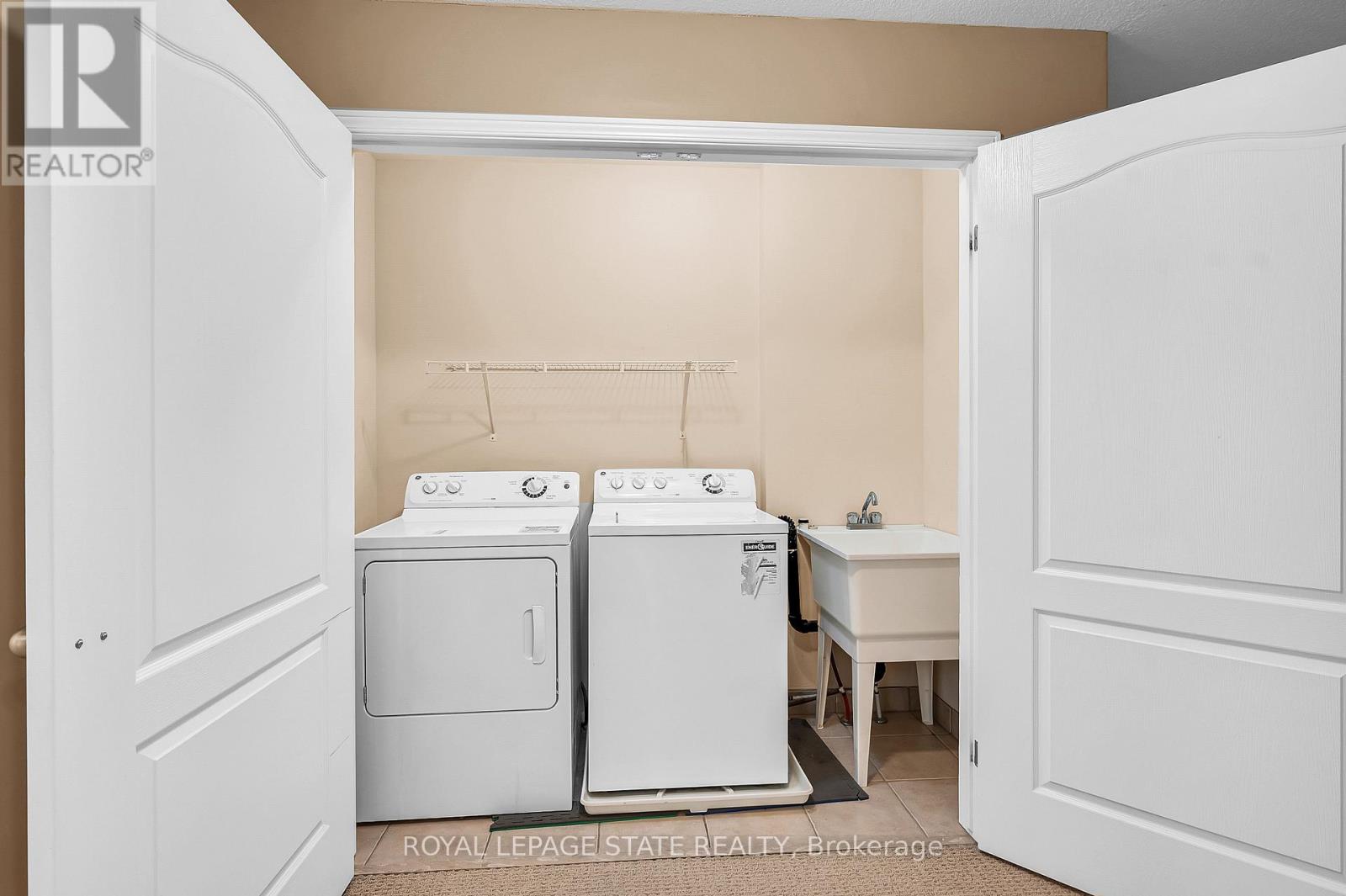 24 - 170 Palacebeach Trail, Hamilton (Stoney Creek), Ontario  L8E 0H2 - Photo 34 - X12108898