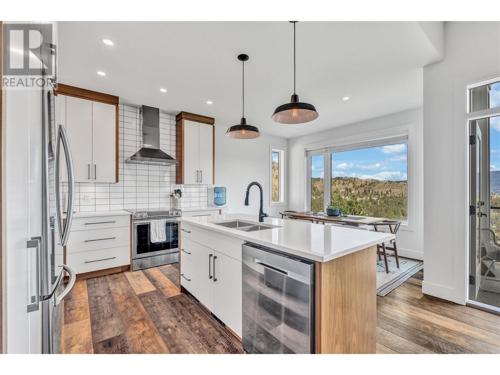 Property at 2129 Ensign Quay image 4