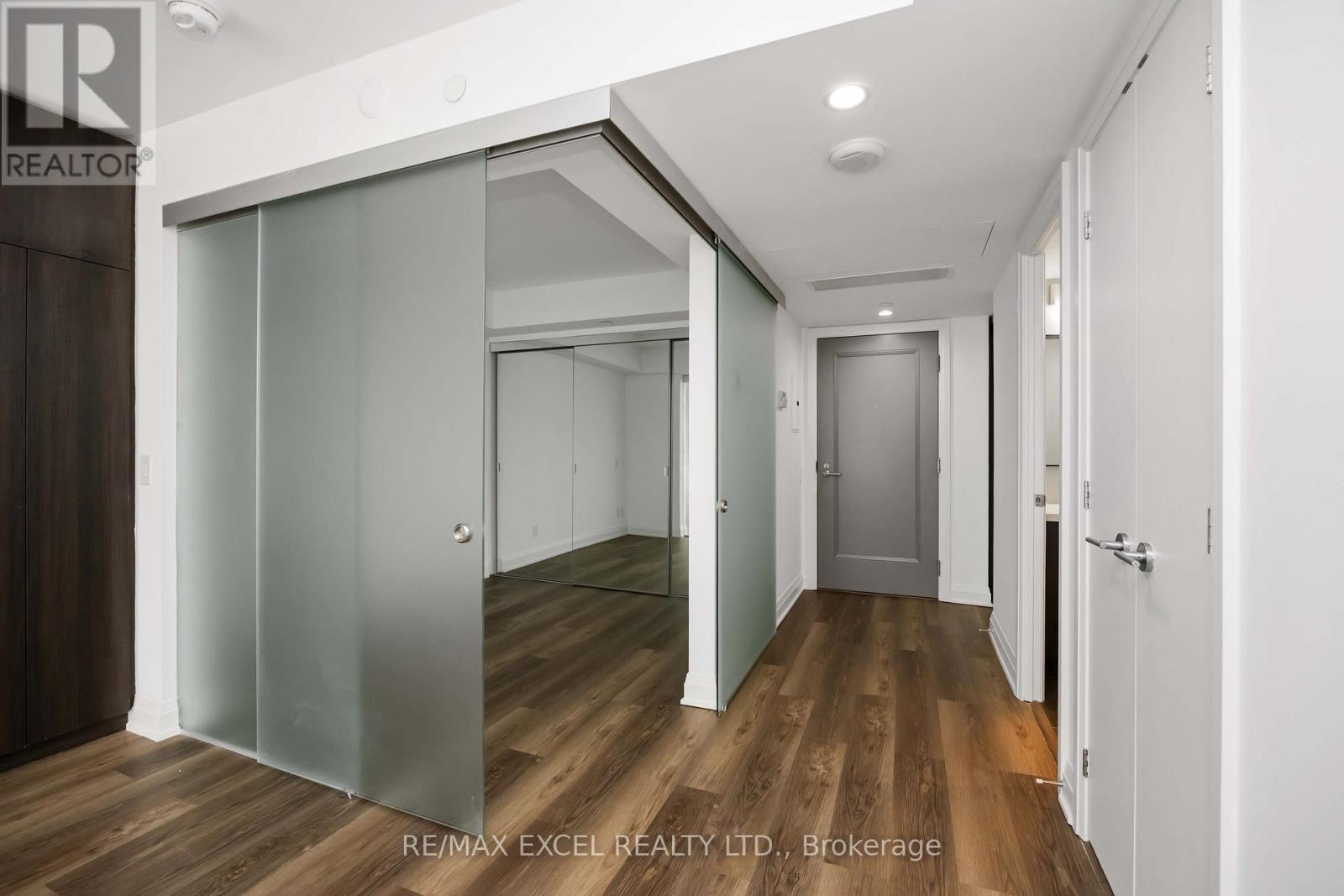 2908 - 155 Yorkville Avenue, Toronto, Ontario  M5R 0B4 - Photo 15 - C12196592