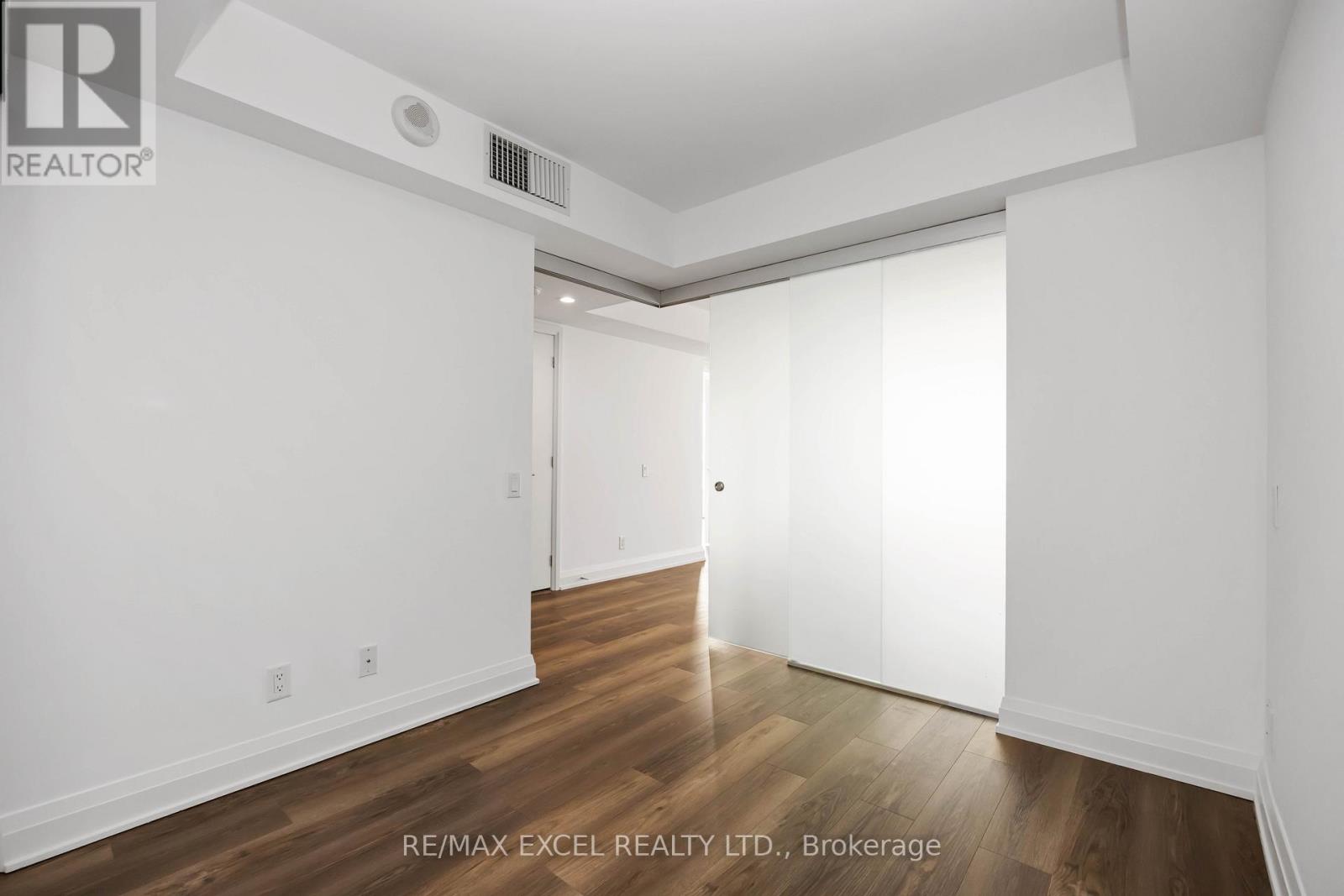 2908 - 155 Yorkville Avenue, Toronto, Ontario  M5R 0B4 - Photo 17 - C12196592