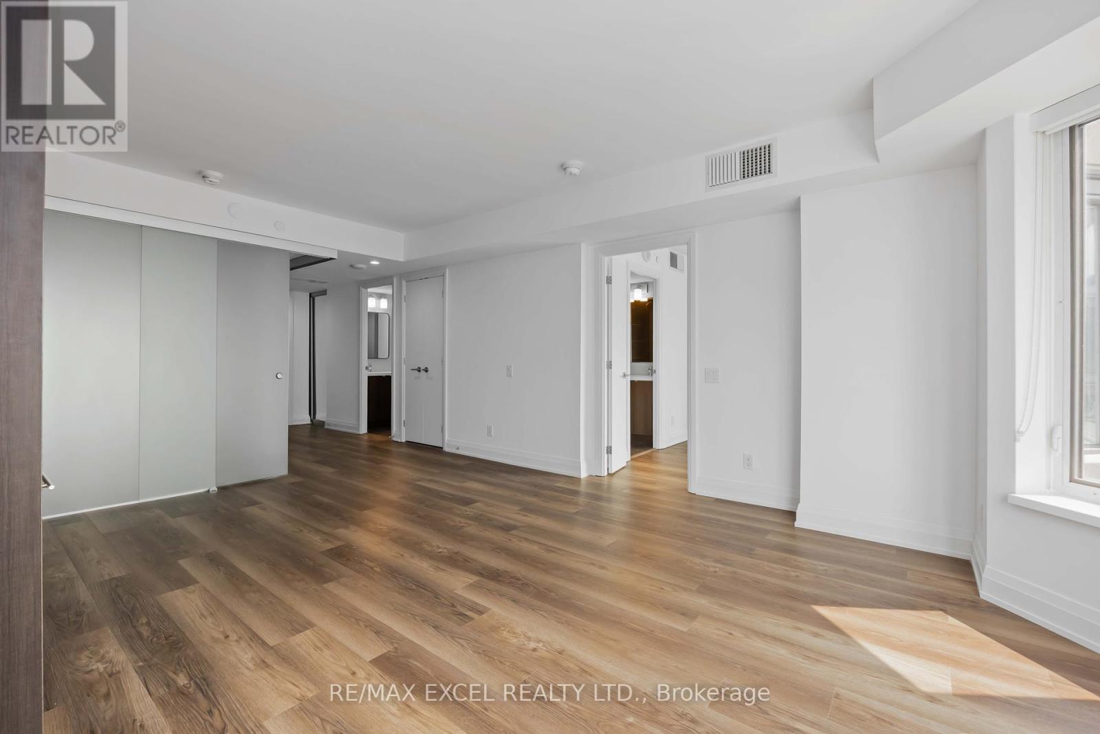 2908 - 155 Yorkville Avenue, Toronto, Ontario  M5R 0B4 - Photo 23 - C12196592