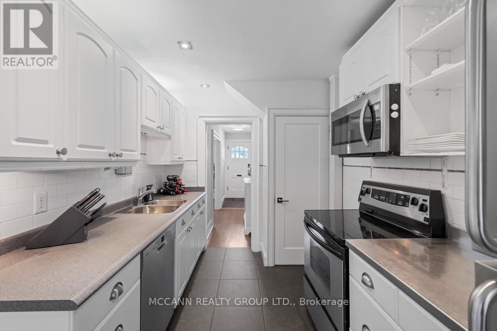 183 Lawrence Avenue W, Toronto, Ontario  M5M 1A9 - Photo 13 - C12196610
